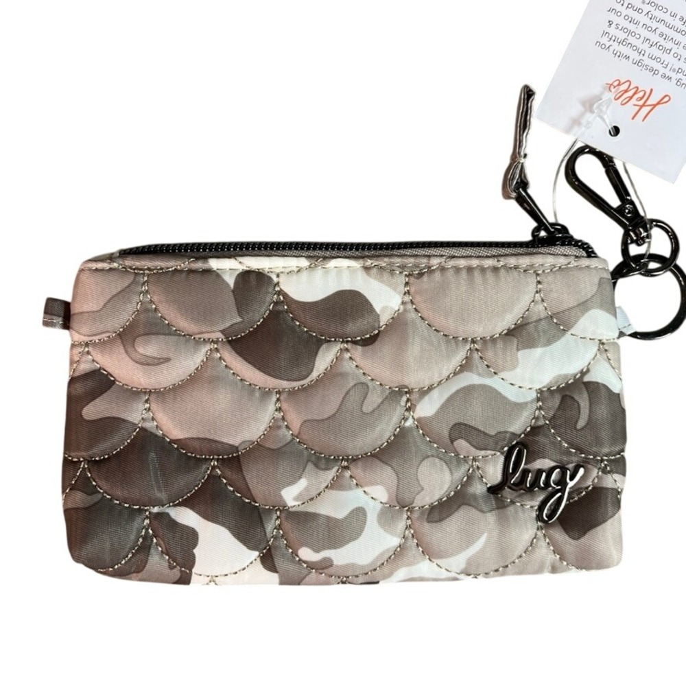 NWT Lug Metro XL Card Case Coin Pouch Taupe Camo Scallop Quilt New with Tags